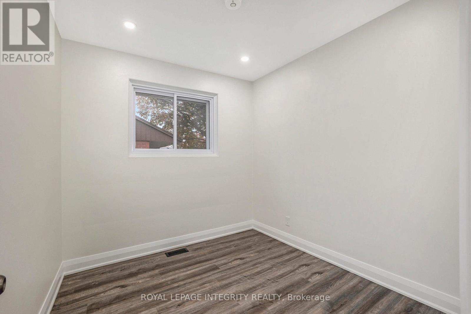 2321 Kay Street, Ottawa, ON - Indoor Photo Showing Other Room