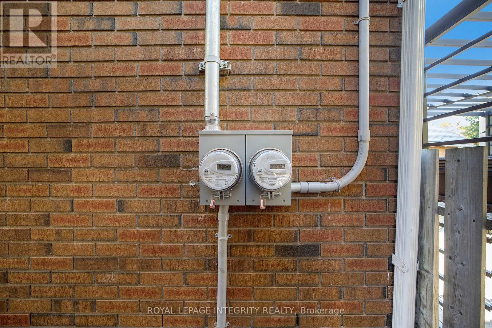 2321 Kay Street, Ottawa, ON - With Exterior