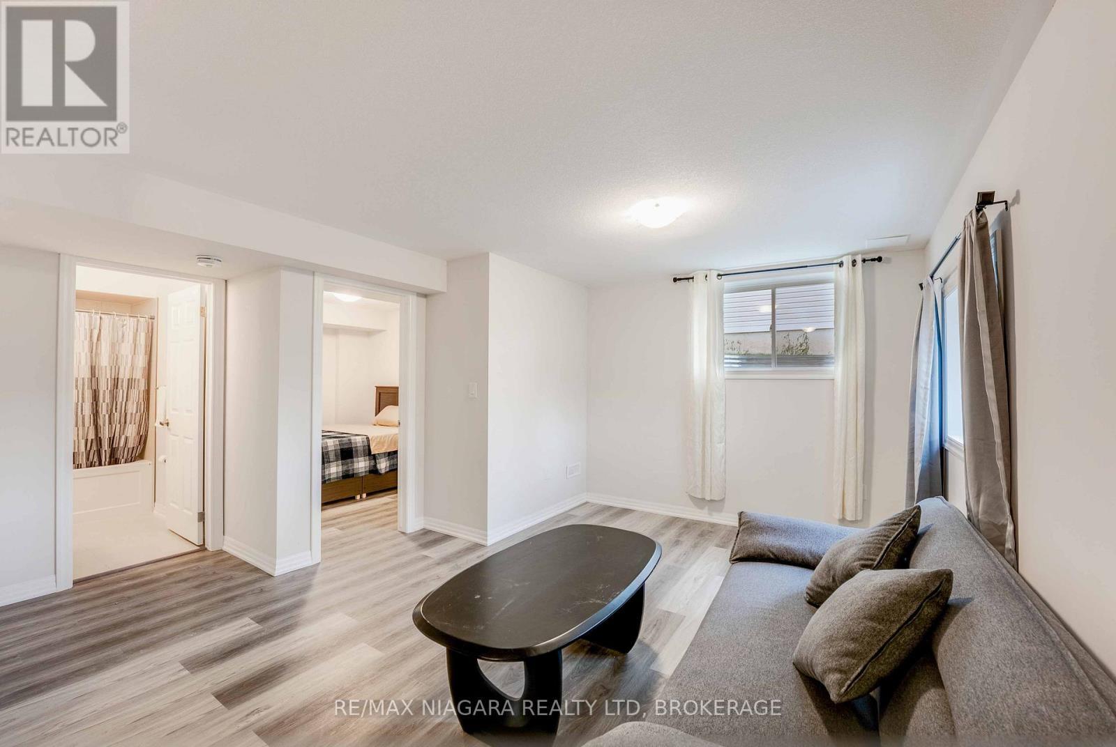 Lower - 90 Hillcrest Road, Port Colborne (Main Street), ON - Indoor