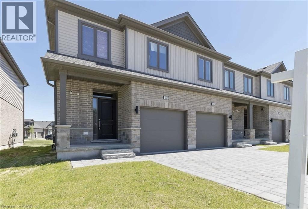 705 Chelton Road, London, ON - Outdoor