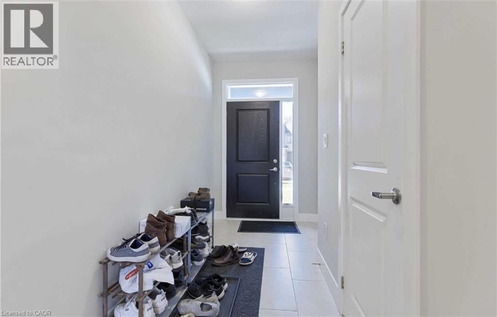 705 Chelton Road, London, ON - Indoor Photo Showing Other Room