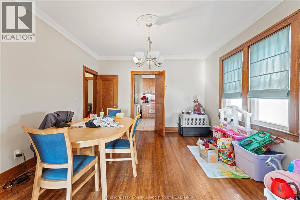 232-234 Giles, Windsor, ON - Indoor Photo Showing Dining Room