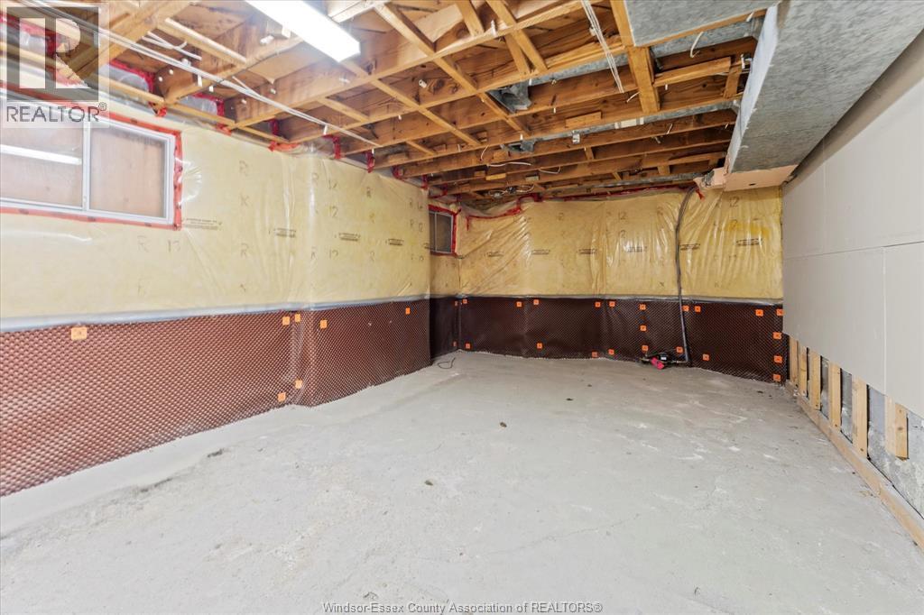 232-234 Giles, Windsor, ON - Indoor Photo Showing Basement