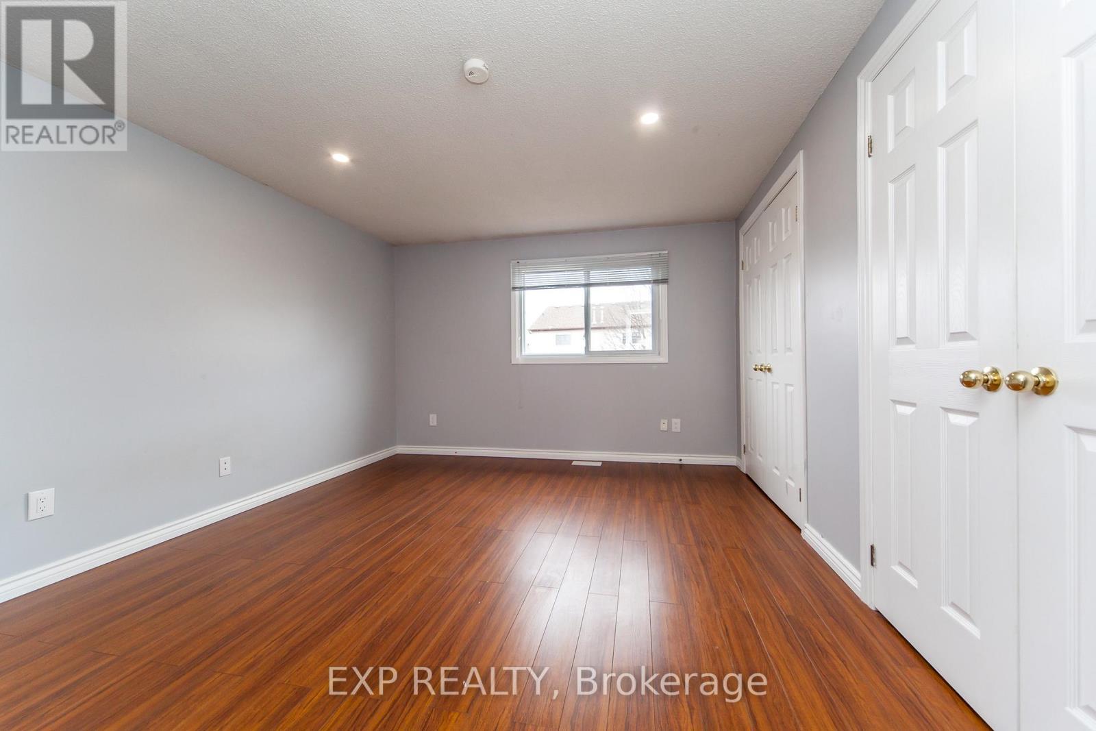 1447 Fleming Court, Oshawa, ON - Indoor Photo Showing Other Room