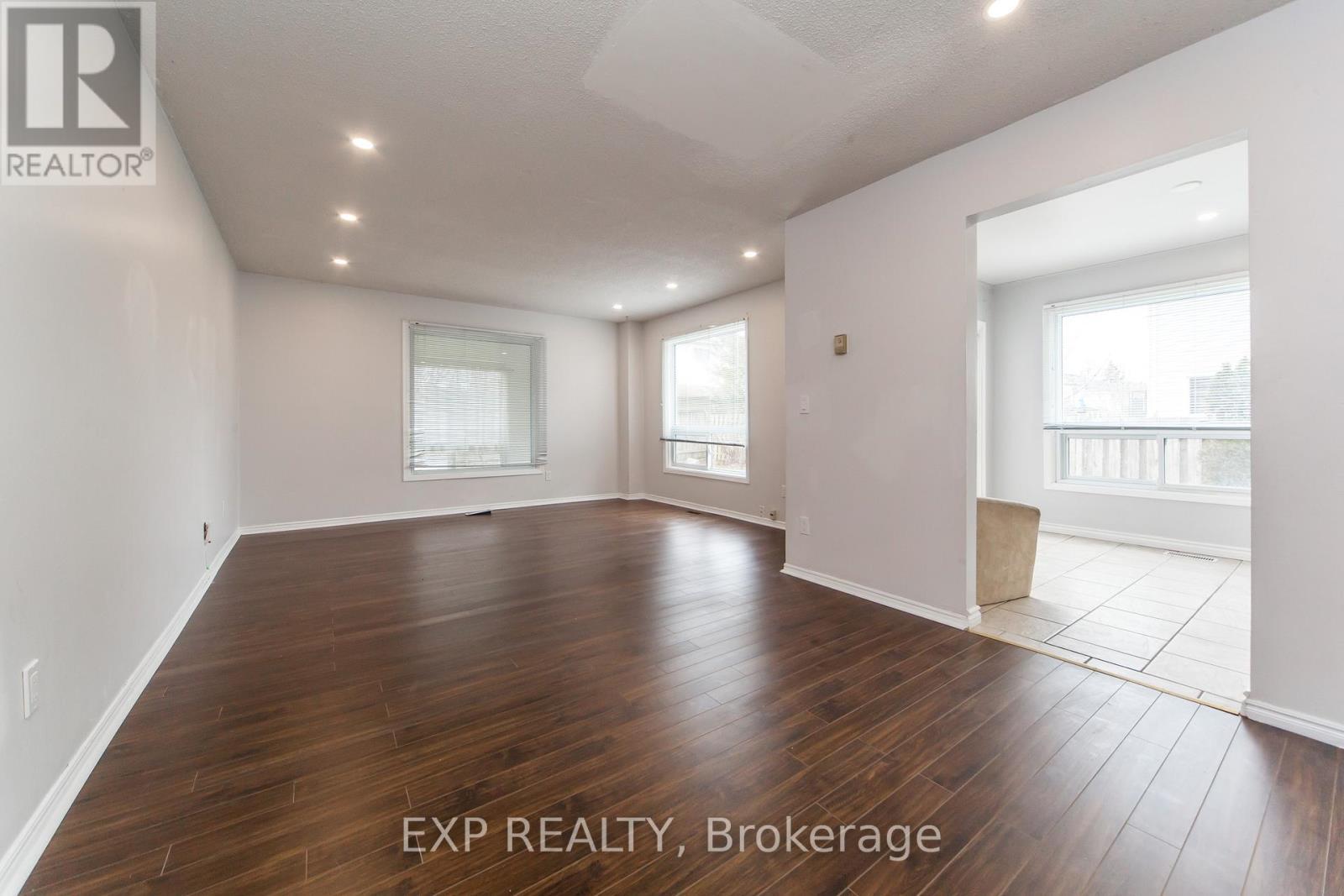 1447 Fleming Court, Oshawa, ON - Indoor Photo Showing Other Room