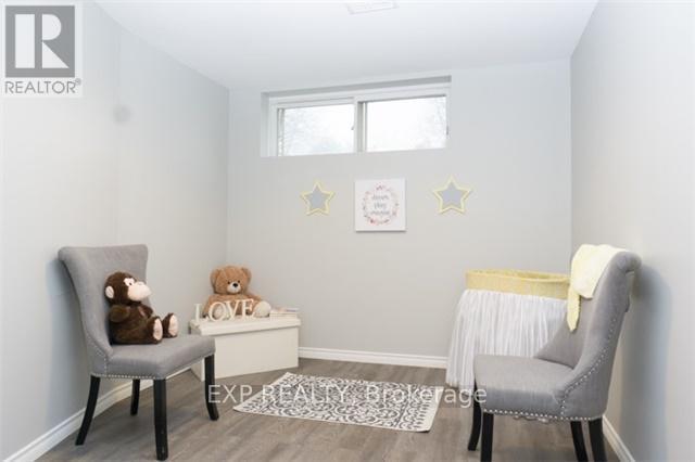 358 Adelaide Avenue E, Oshawa, ON - Indoor