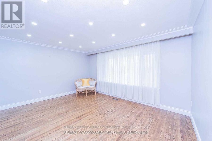 3 Alanadale Avenue, Markham, ON - Indoor Photo Showing Other Room