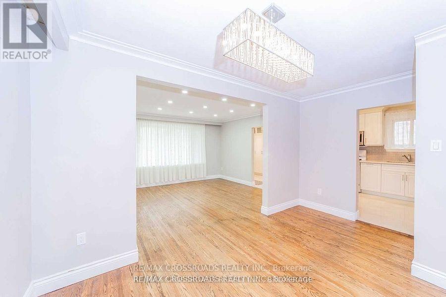 3 Alanadale Avenue, Markham, ON - Indoor Photo Showing Other Room