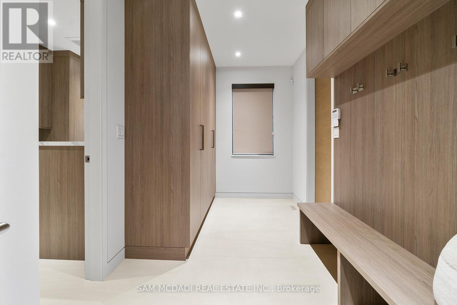 1222 Mississauga Road, Mississauga, ON - Indoor Photo Showing Other Room