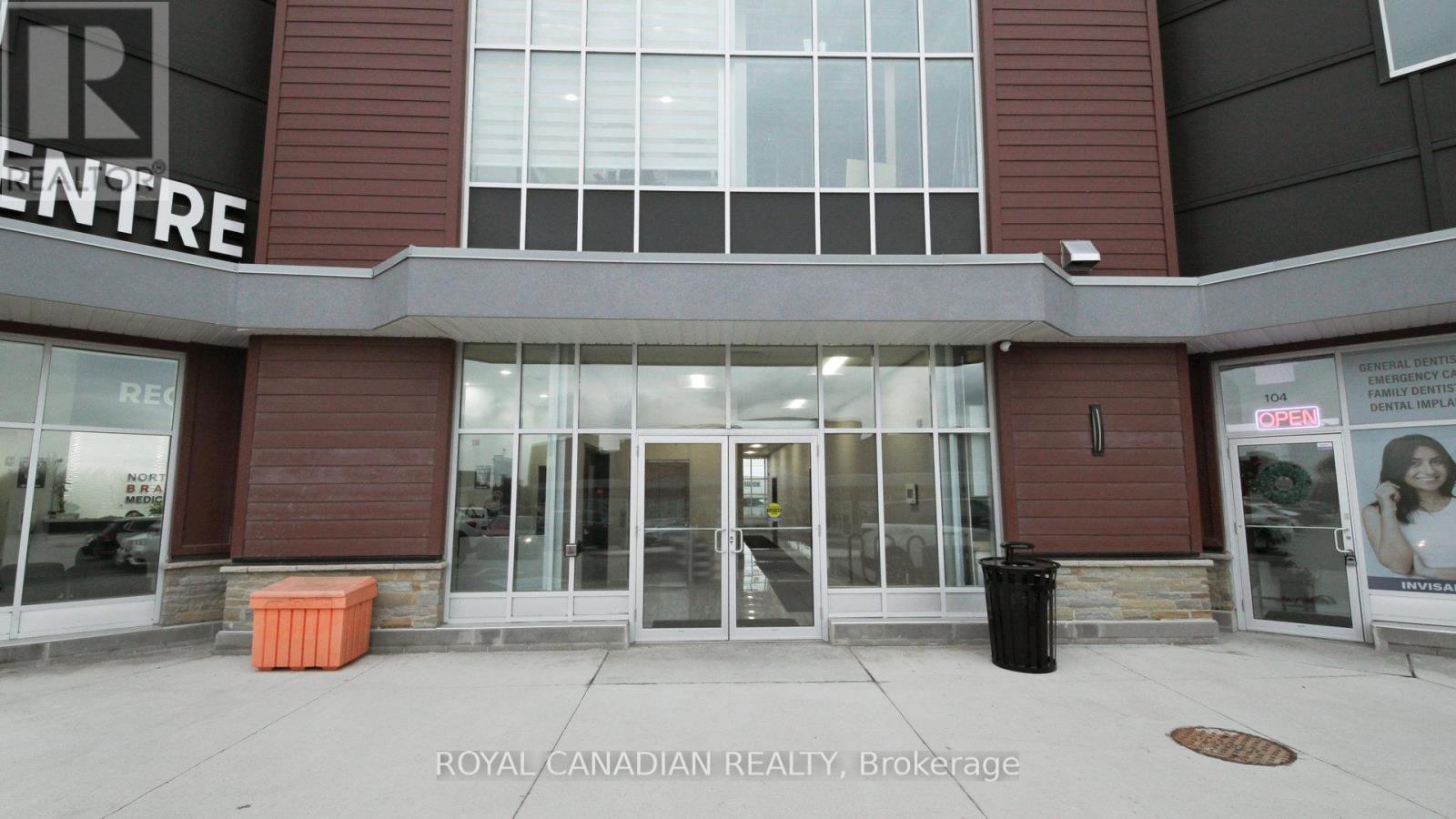 202 - 6475 Mayfield Road, Brampton, ON