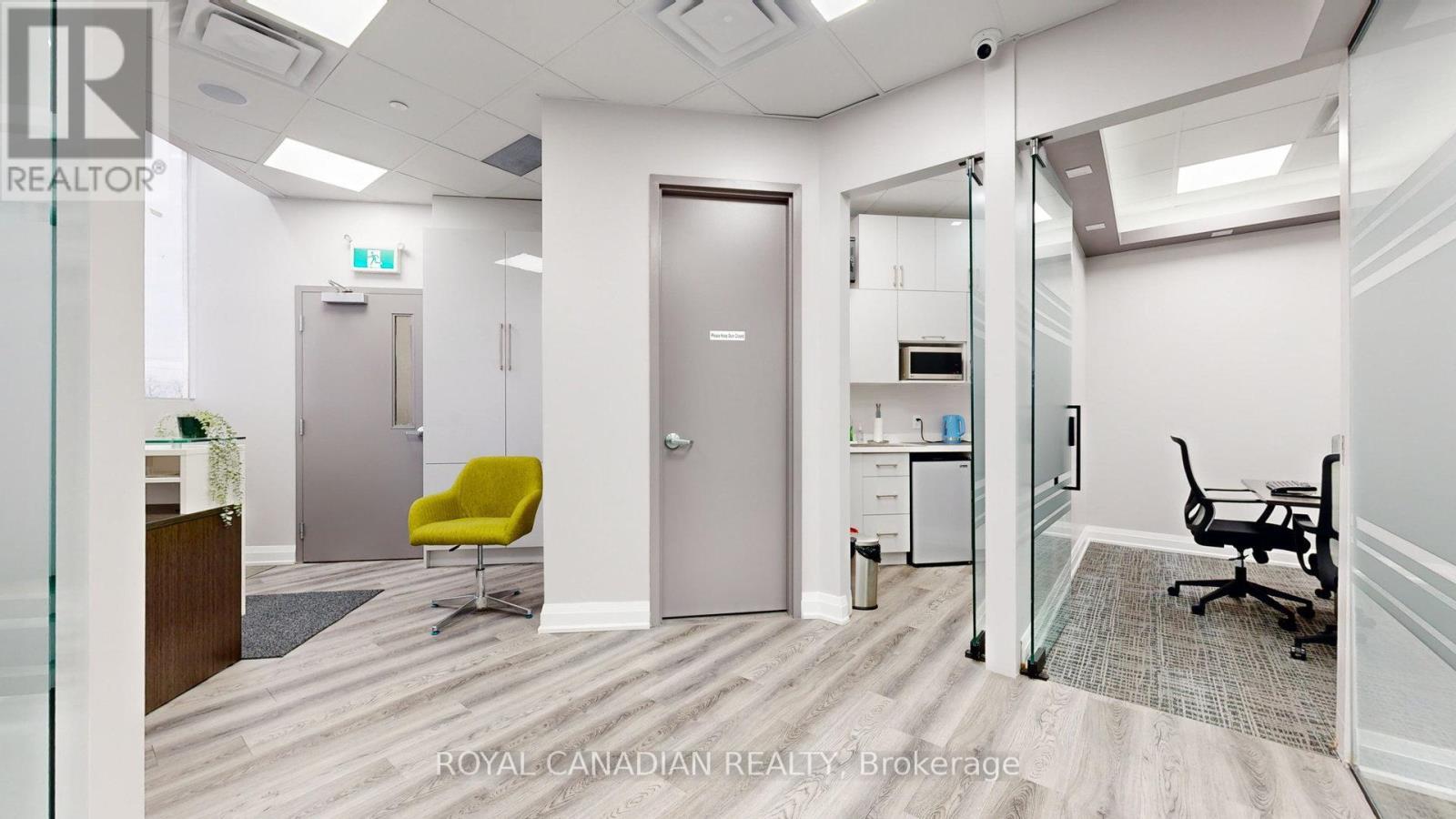 202 - 6475 Mayfield Road, Brampton, ON