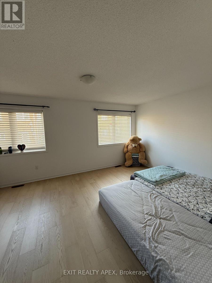78 Fandago Drive, Brampton, ON - Indoor Photo Showing Bedroom