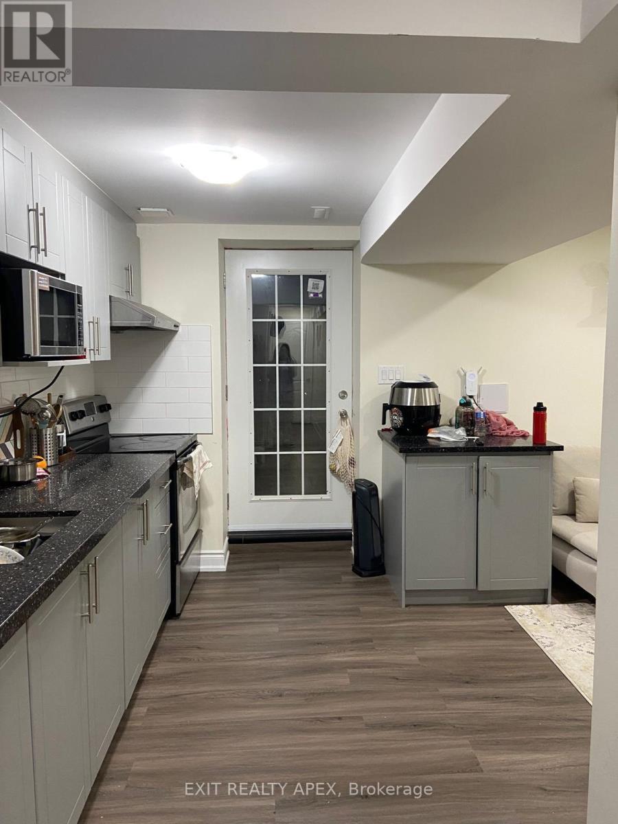 78 Fandago Drive, Brampton, ON - Indoor Photo Showing Kitchen
