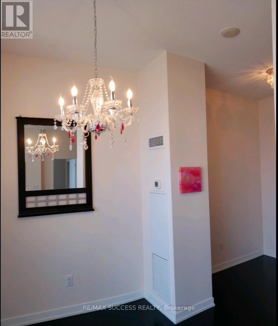 408 - 365 Prince Of Wales Drive, Mississauga, ON - Indoor Photo Showing Other Room