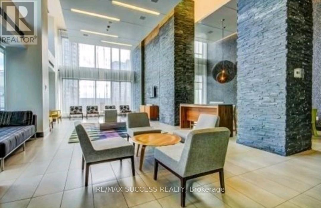 408 - 365 Prince Of Wales Drive, Mississauga, ON - Indoor Photo Showing Other Room