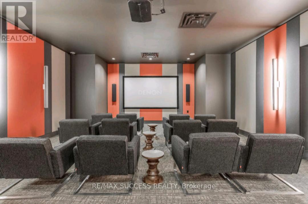 408 - 365 Prince Of Wales Drive, Mississauga, ON - Indoor Photo Showing Other Room