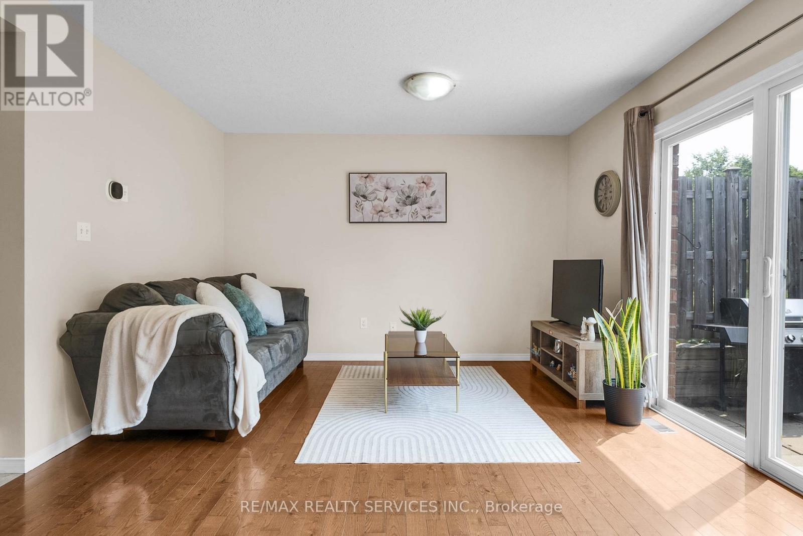 36 Fallowfield Drive, Kitchener, ON - Indoor