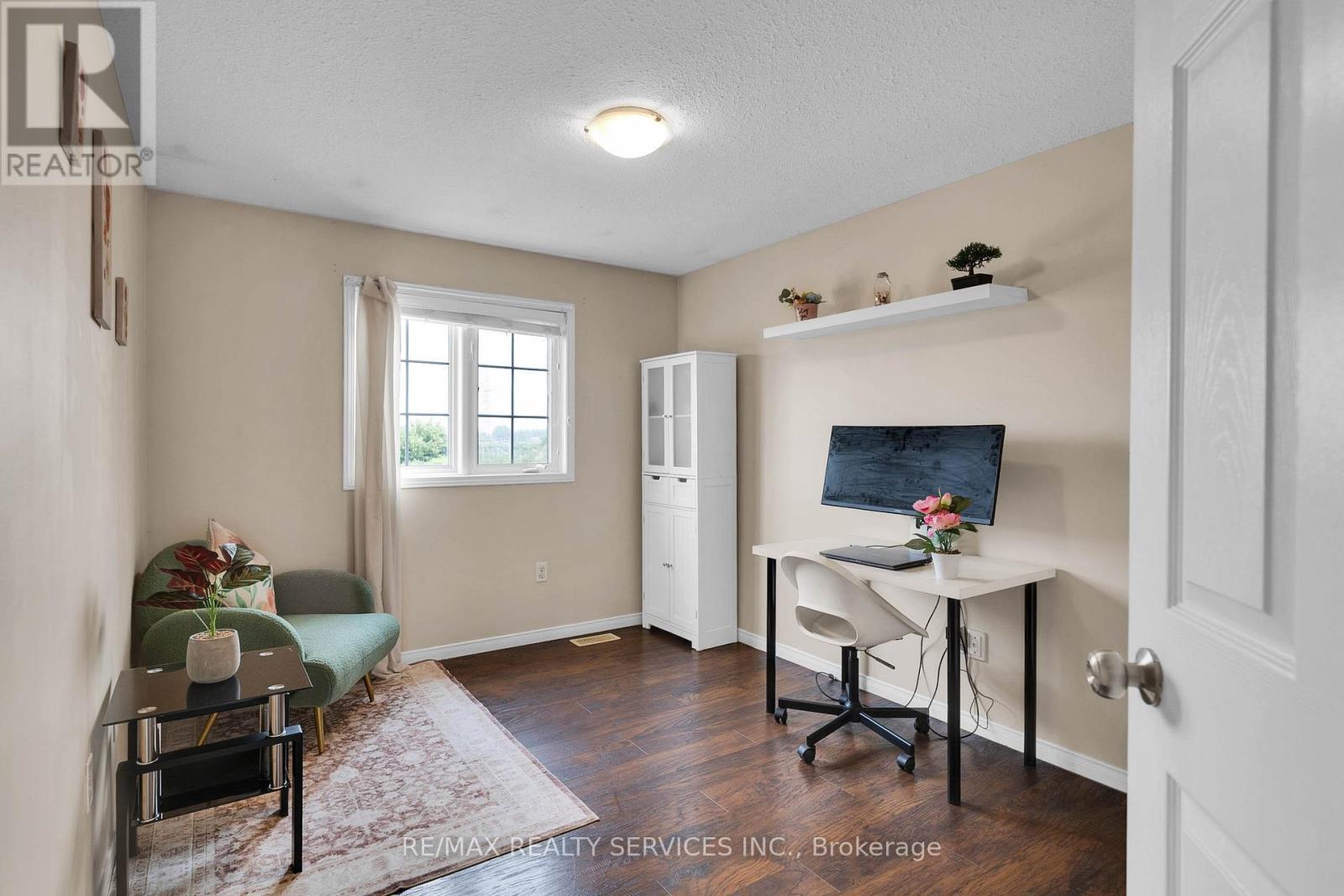 36 Fallowfield Drive, Kitchener, ON - Indoor