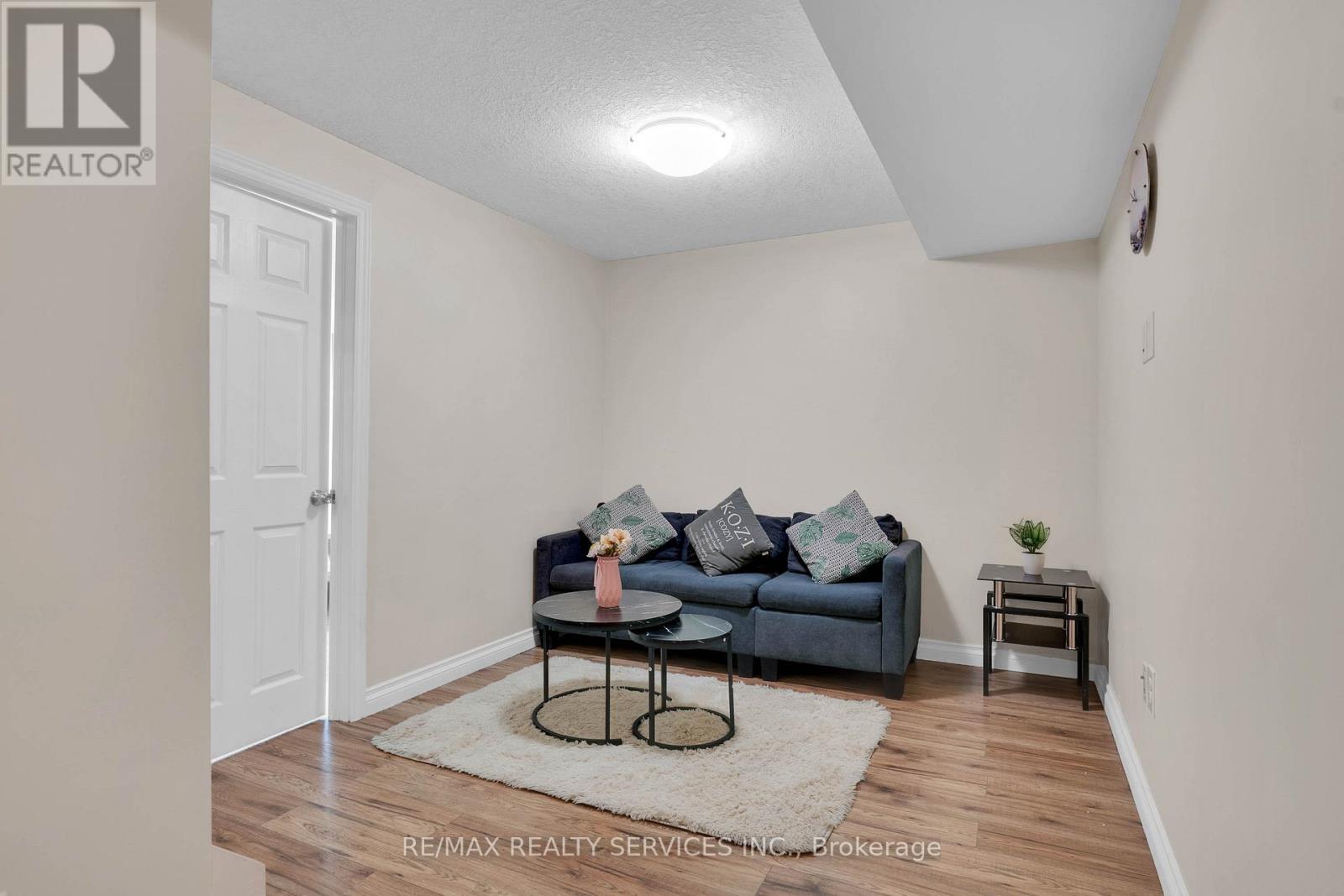 36 Fallowfield Drive, Kitchener, ON - Indoor