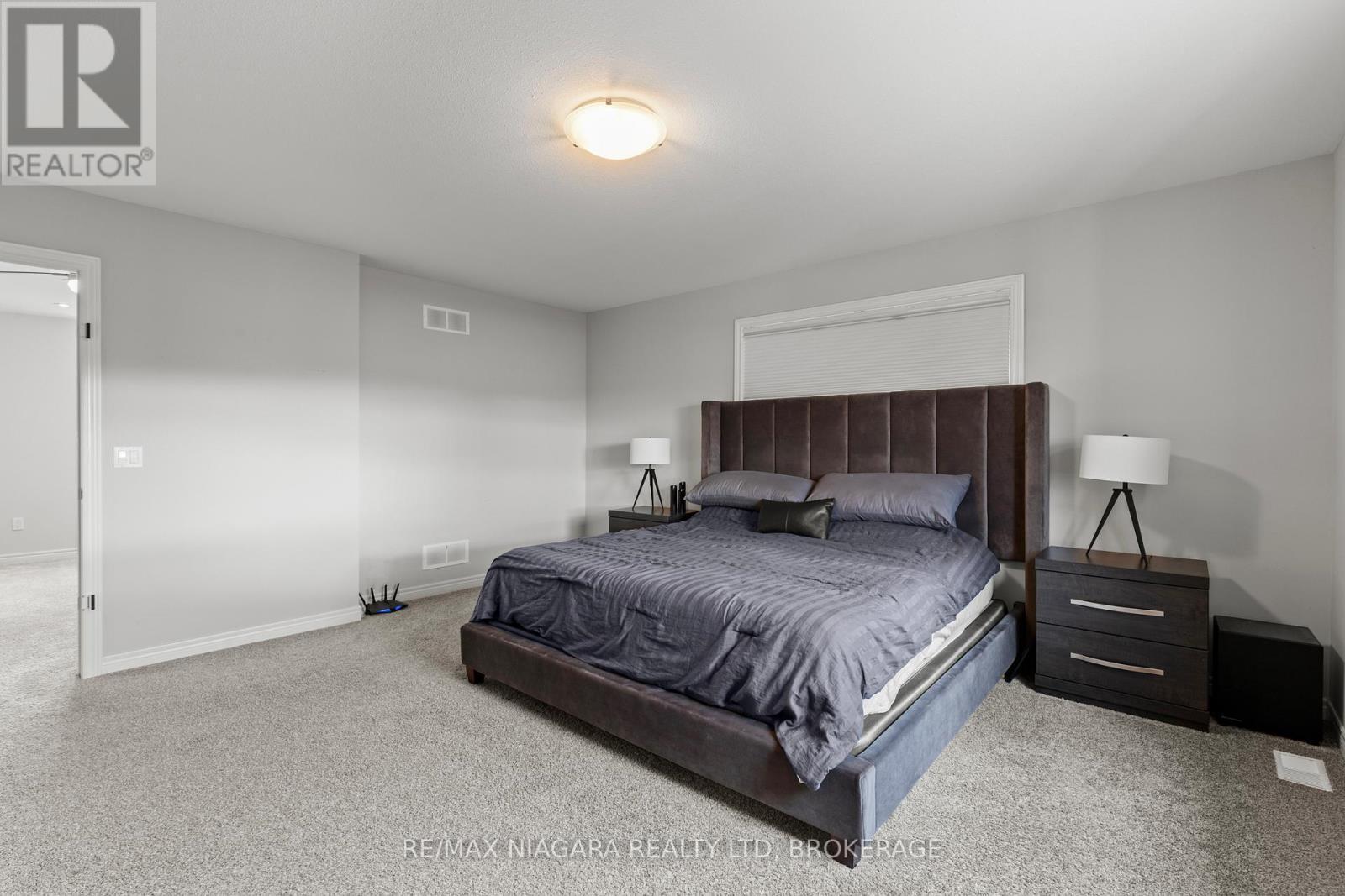 3 Summerhayes Drive, Niagara-On-The-Lake (Virgil), ON - Indoor Photo Showing Bedroom