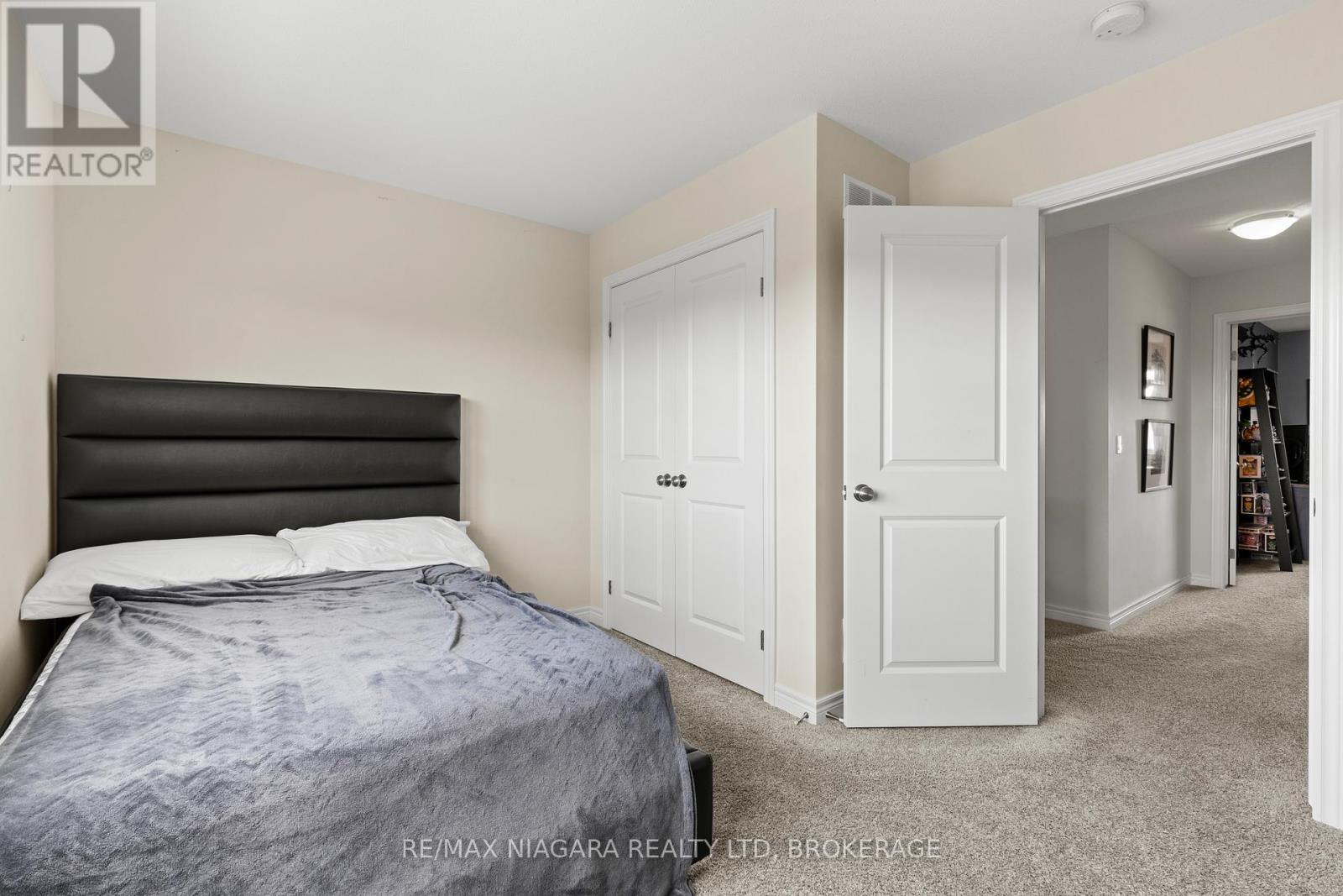3 Summerhayes Drive, Niagara-On-The-Lake (Virgil), ON - Indoor Photo Showing Bedroom