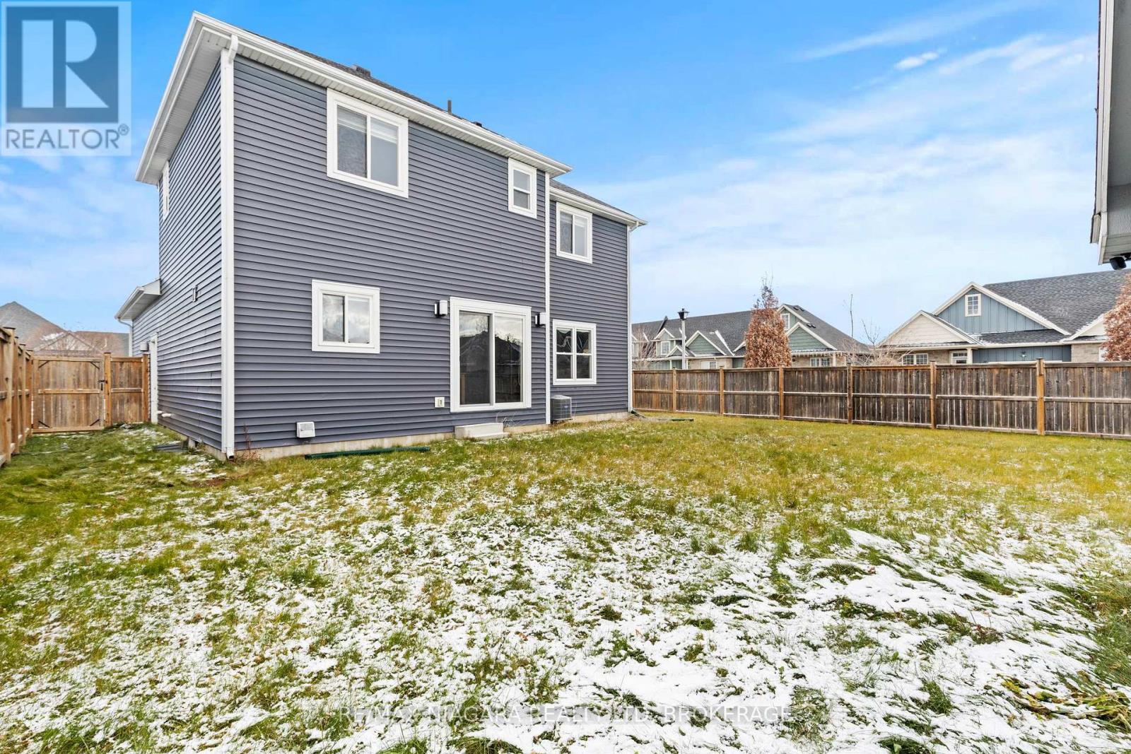 3 Summerhayes Drive, Niagara-On-The-Lake (Virgil), ON - Outdoor