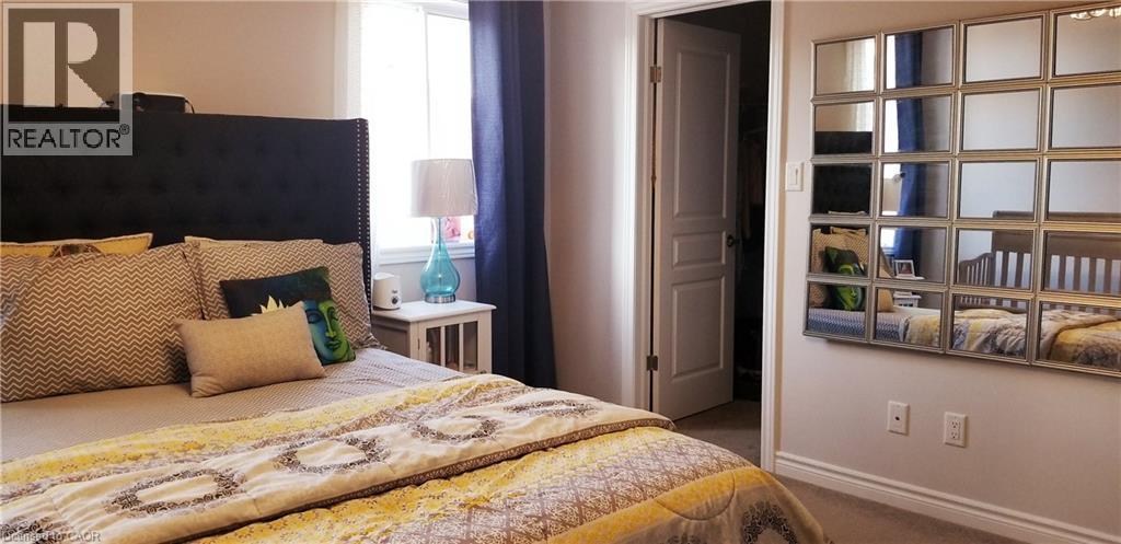Bedroom with carpet and baseboards - 118 Steeplechase Way, Waterloo, ON - Indoor Photo Showing Bedroom