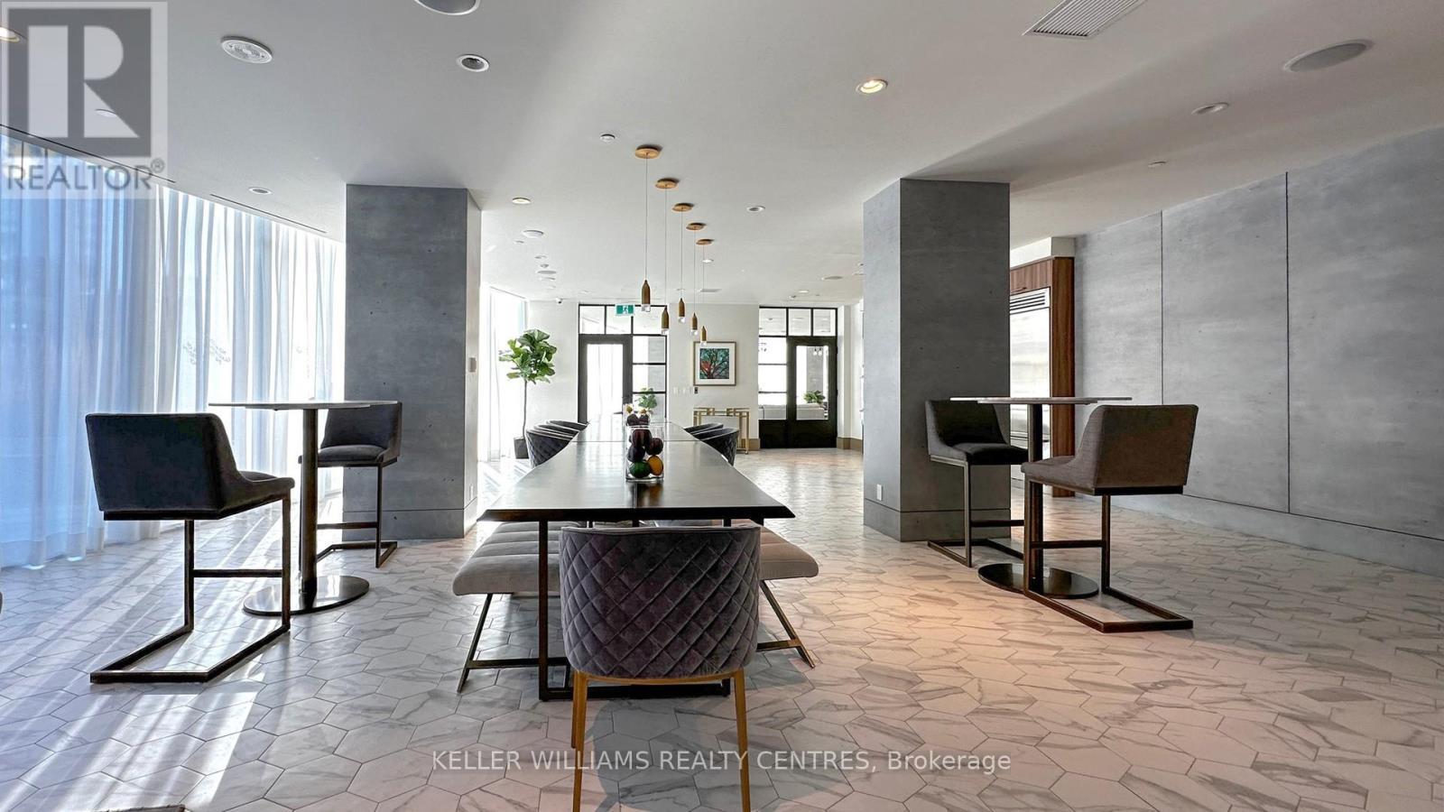 2510 - 60 Shuter Street, Toronto, ON - Indoor Photo Showing Other Room