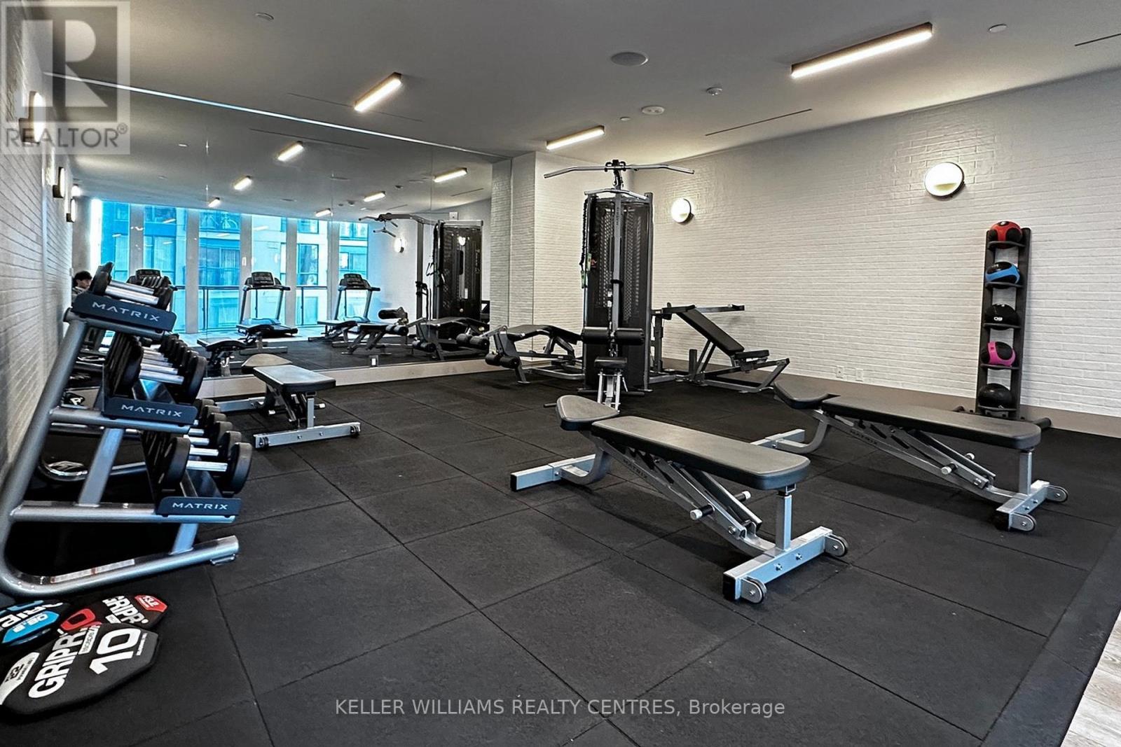 2510 - 60 Shuter Street, Toronto, ON - Indoor Photo Showing Gym Room