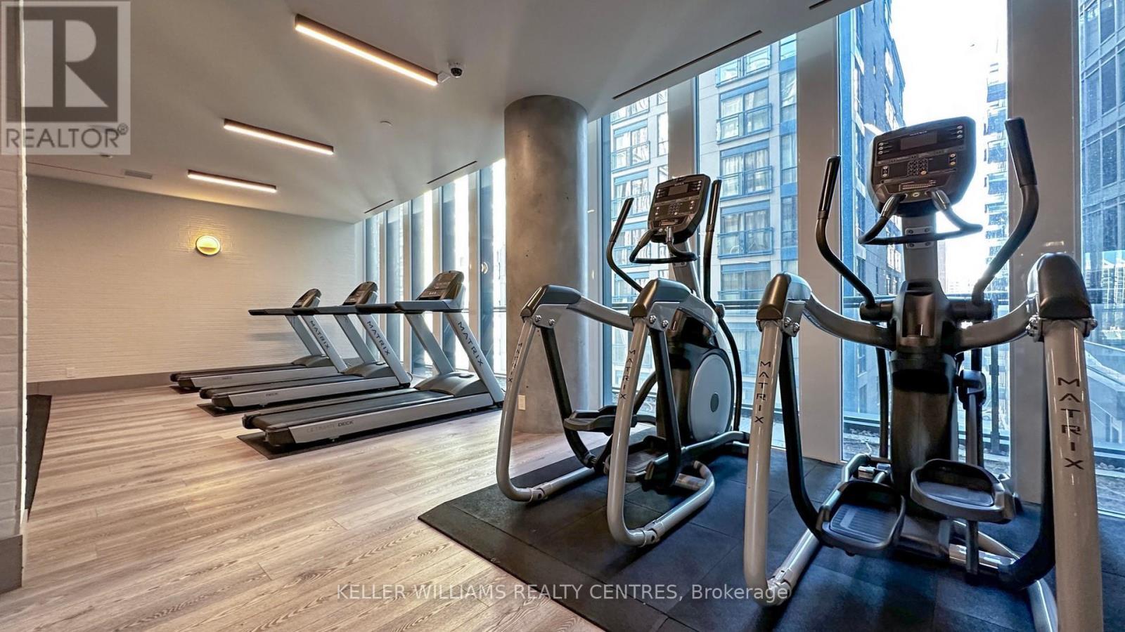 2510 - 60 Shuter Street, Toronto, ON - Indoor Photo Showing Gym Room