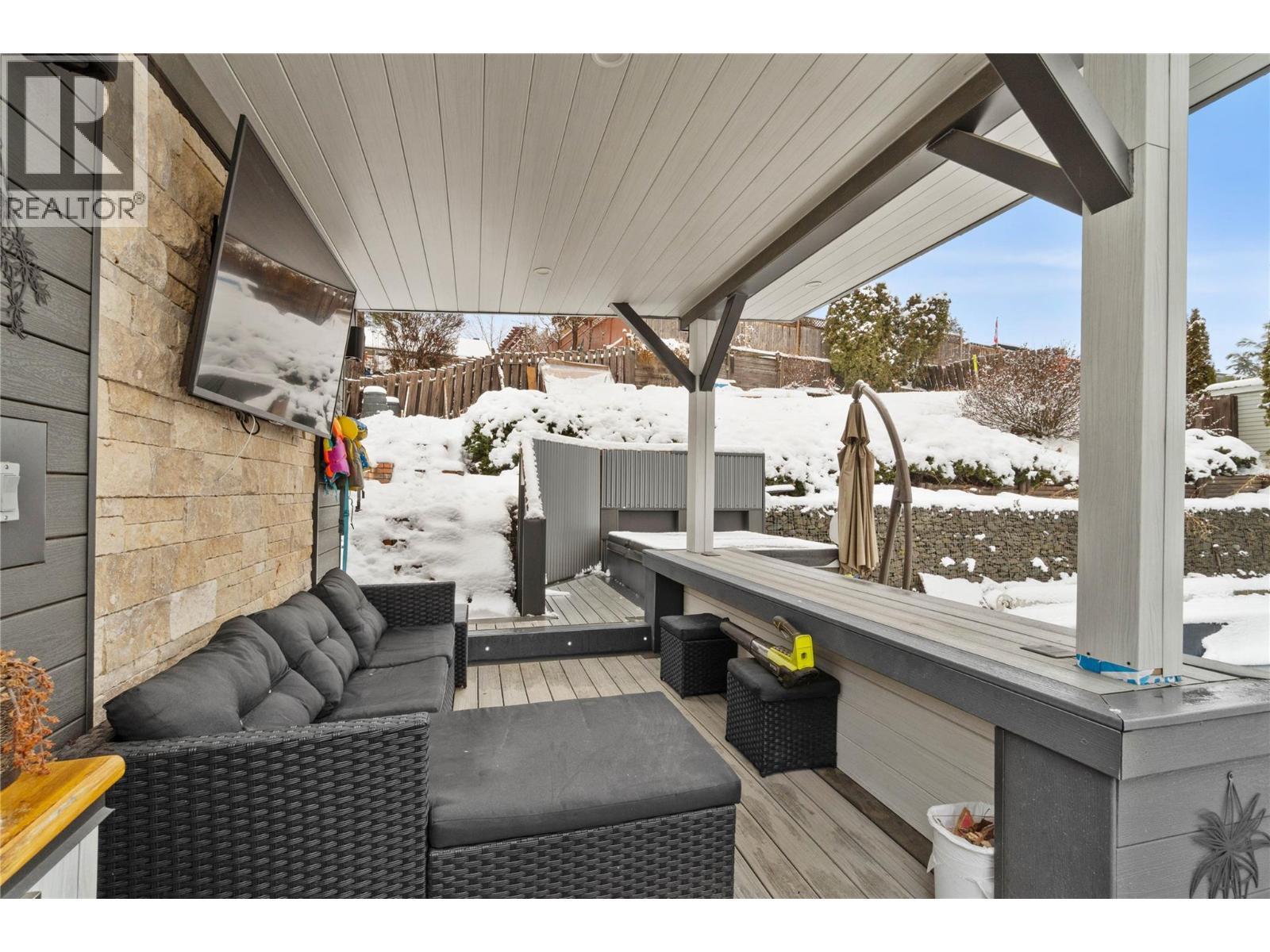 908 Gleneagles Drive, Kamloops, BC - Outdoor With Deck Patio Veranda With Exterior