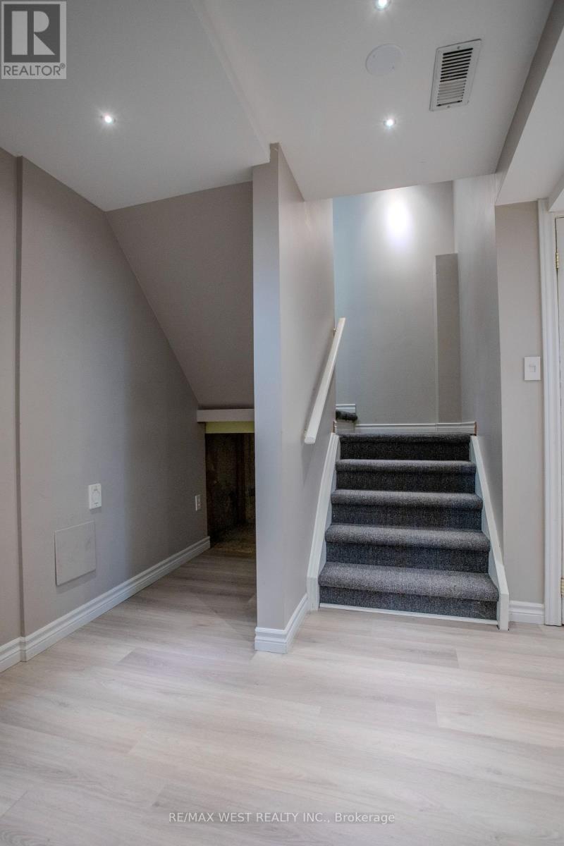 1508 Pinecliff Road, Oakville, ON - Indoor Photo Showing Other Room