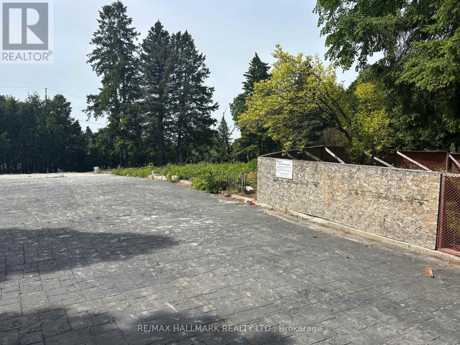 2 Ladyslipper Court, Markham, ON