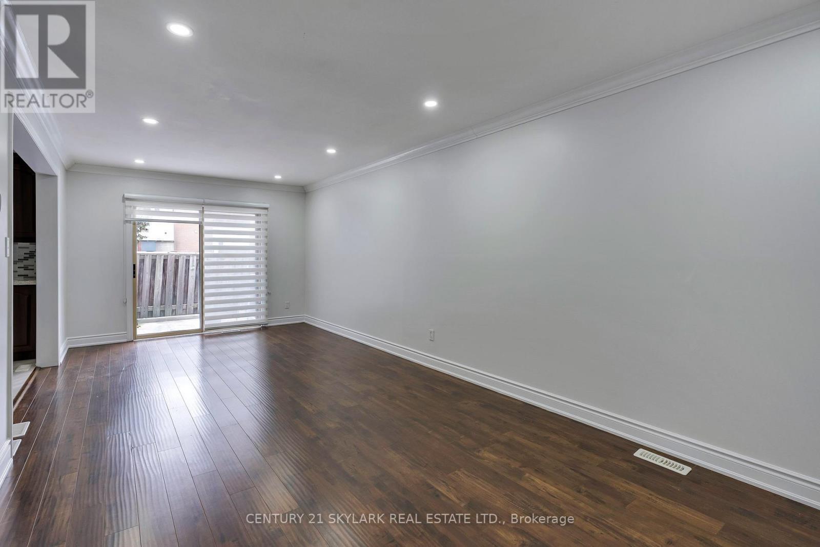 235 Fleetwood Crescent, Brampton, ON - Indoor Photo Showing Other Room