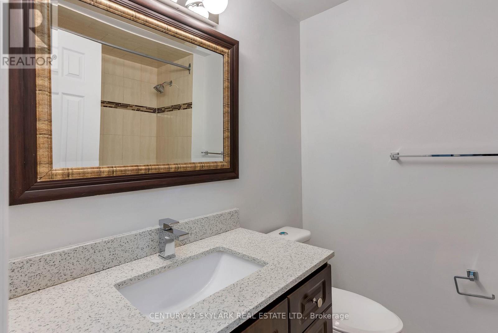 235 Fleetwood Crescent, Brampton, ON - Indoor Photo Showing Bathroom