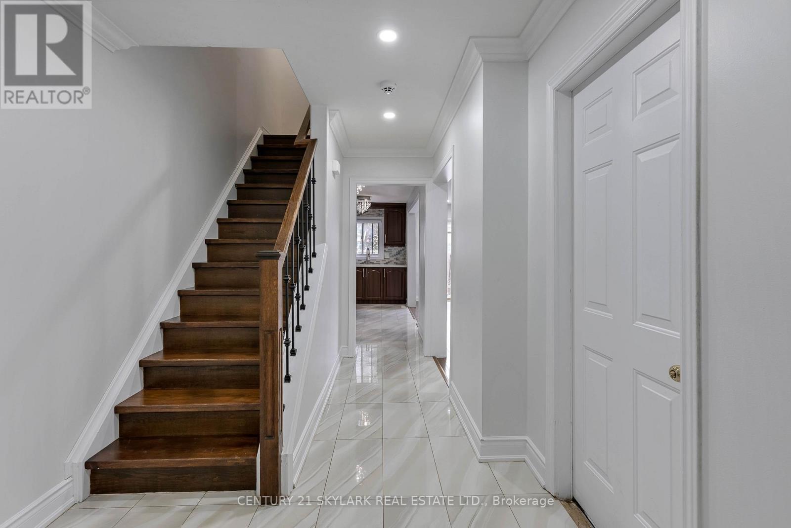 235 Fleetwood Crescent, Brampton, ON - Indoor Photo Showing Other Room