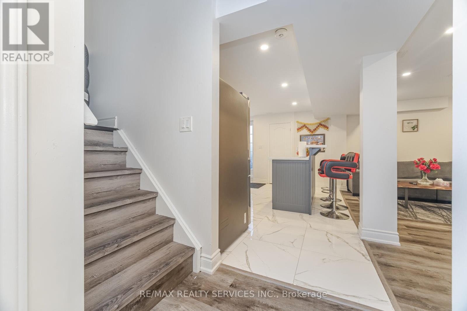 17 Averill Road, Brampton, ON - Indoor Photo Showing Other Room