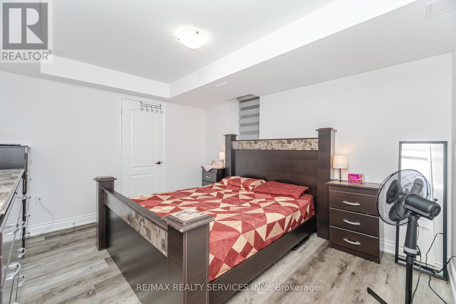 17 Averill Road, Brampton, ON - Indoor Photo Showing Bedroom