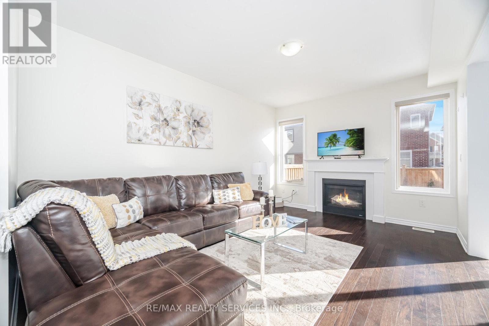 17 Averill Road, Brampton, ON - Indoor Photo Showing Living Room With Fireplace