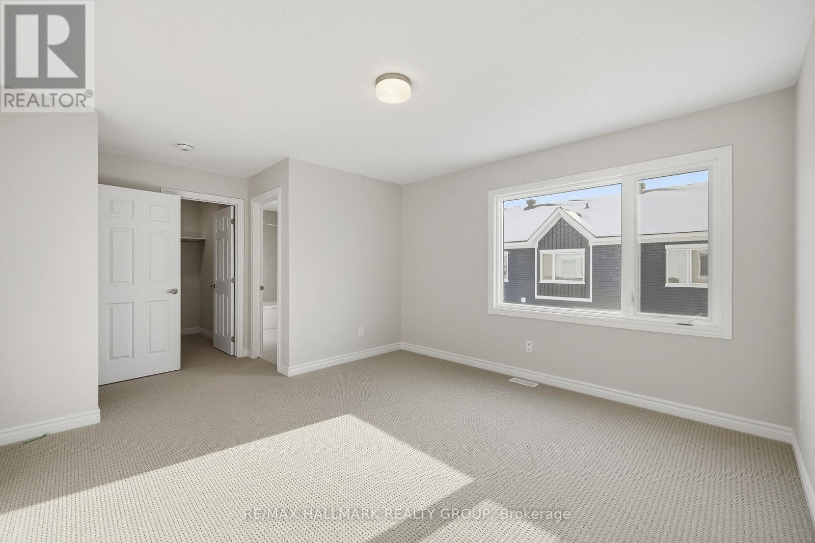 216 Ryan Reynolds Way, Ottawa, ON - Indoor Photo Showing Other Room