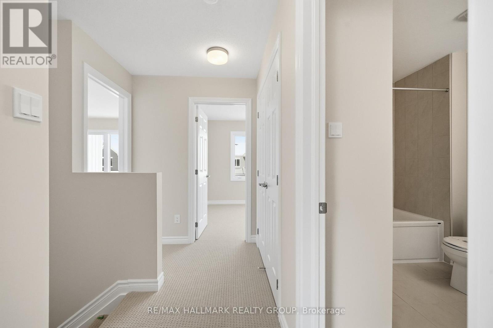 216 Ryan Reynolds Way, Ottawa, ON - Indoor Photo Showing Other Room