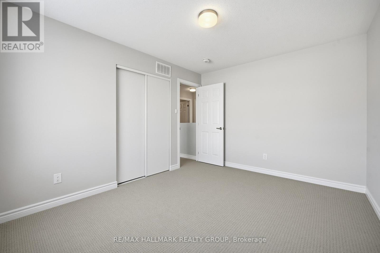 216 Ryan Reynolds Way, Ottawa, ON - Indoor Photo Showing Other Room