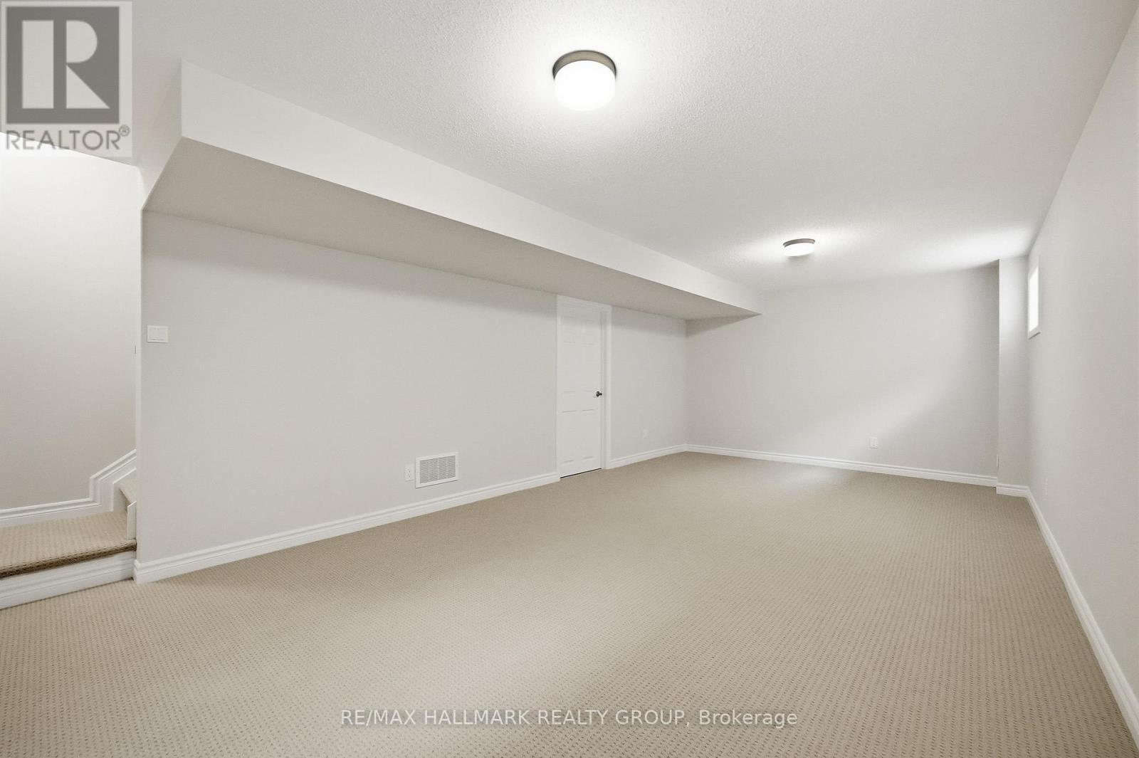 216 Ryan Reynolds Way, Ottawa, ON - Indoor Photo Showing Other Room