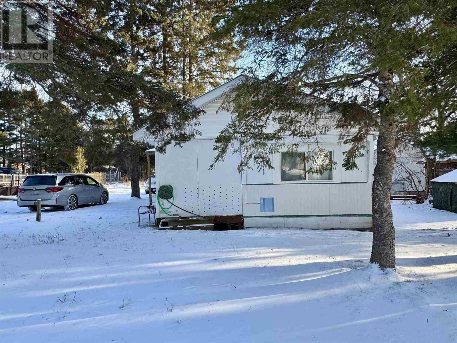 18 Fish Hatchery Rd, Sault Ste. Marie, ON - Outdoor