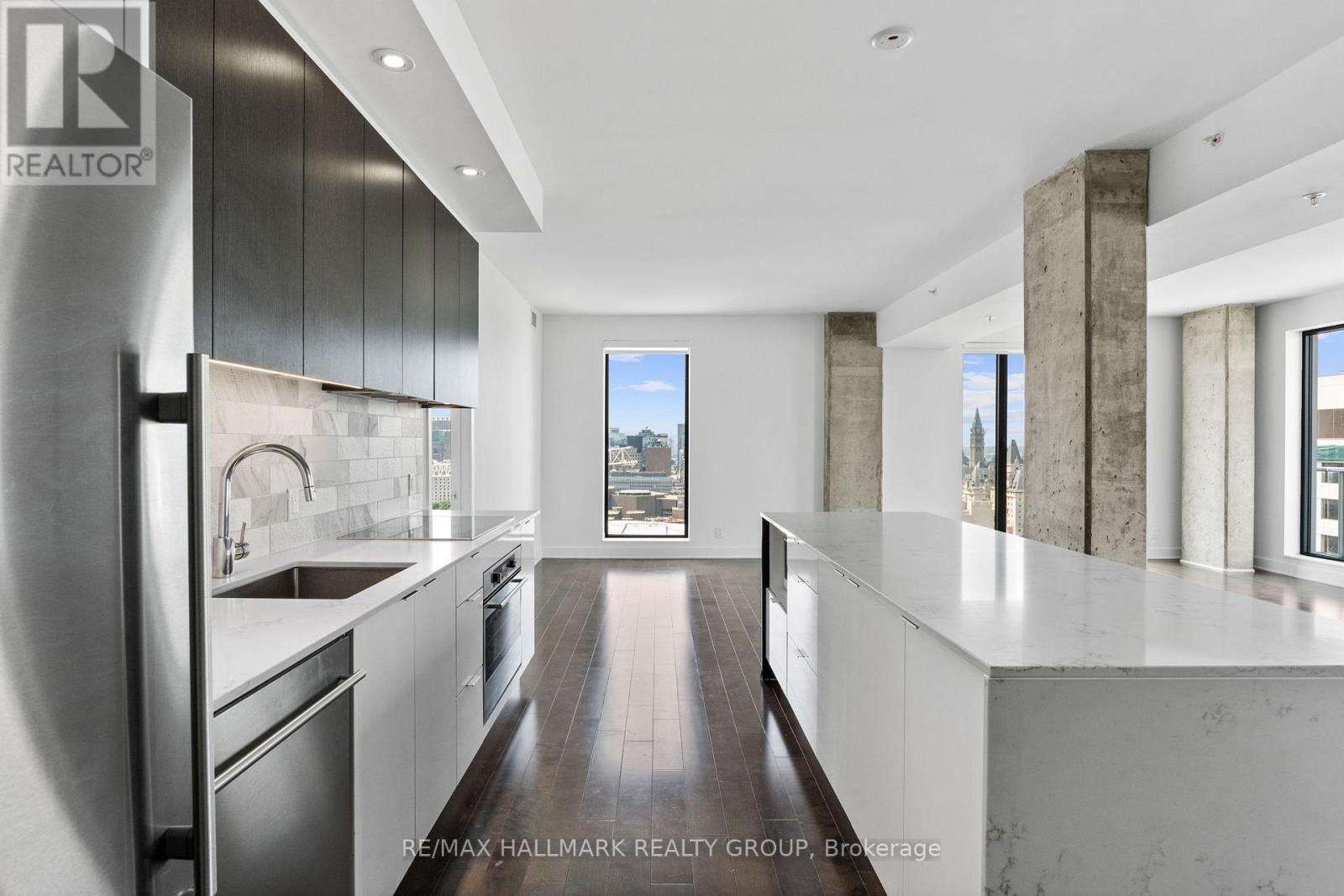 2205 - 20 Daly Avenue, Ottawa, ON - Indoor Photo Showing Kitchen With Upgraded Kitchen