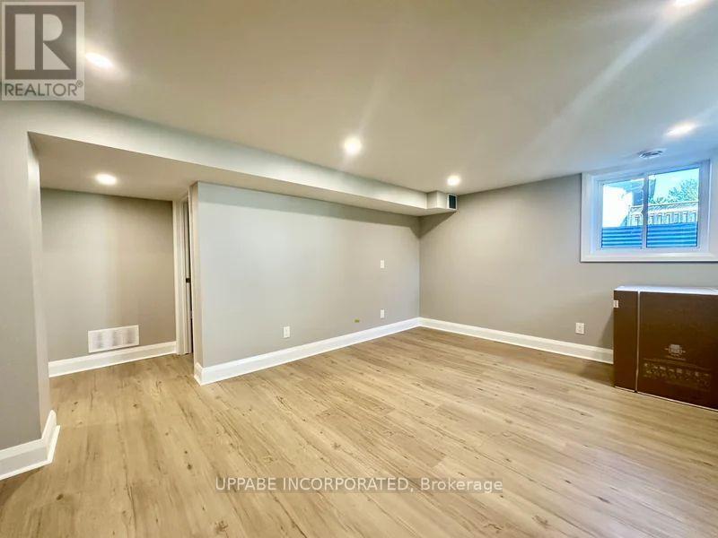 B - 126 Norice Street, Ottawa, ON