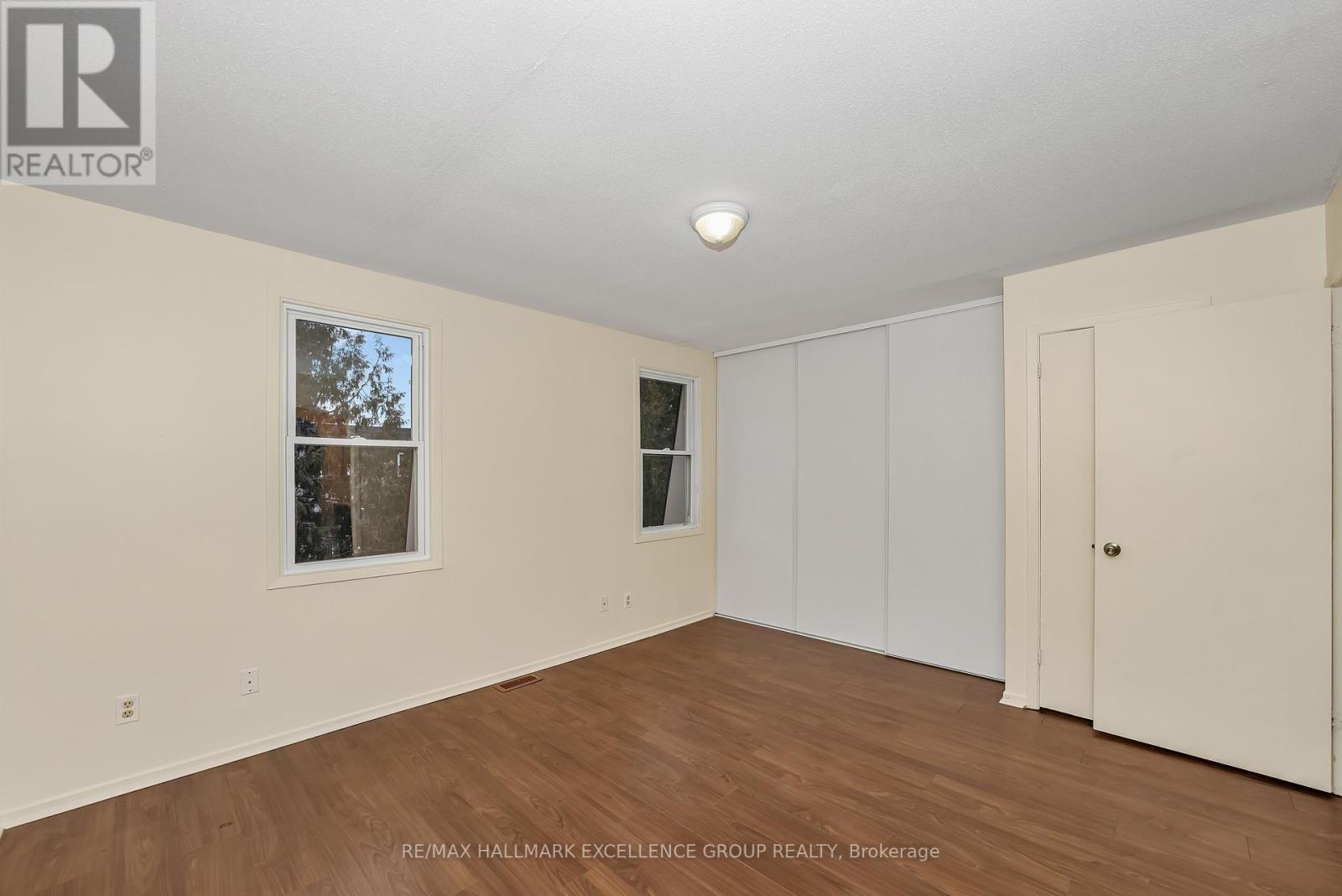 15 - 1968 Fairglen Mews, Ottawa, ON - Indoor Photo Showing Other Room