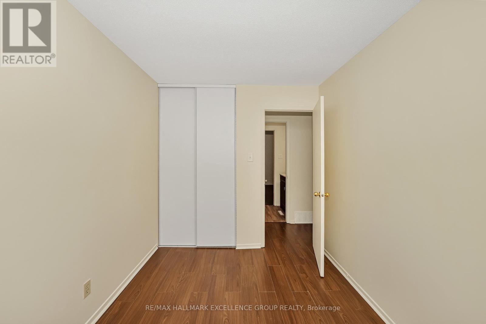 15 - 1968 Fairglen Mews, Ottawa, ON - Indoor Photo Showing Other Room