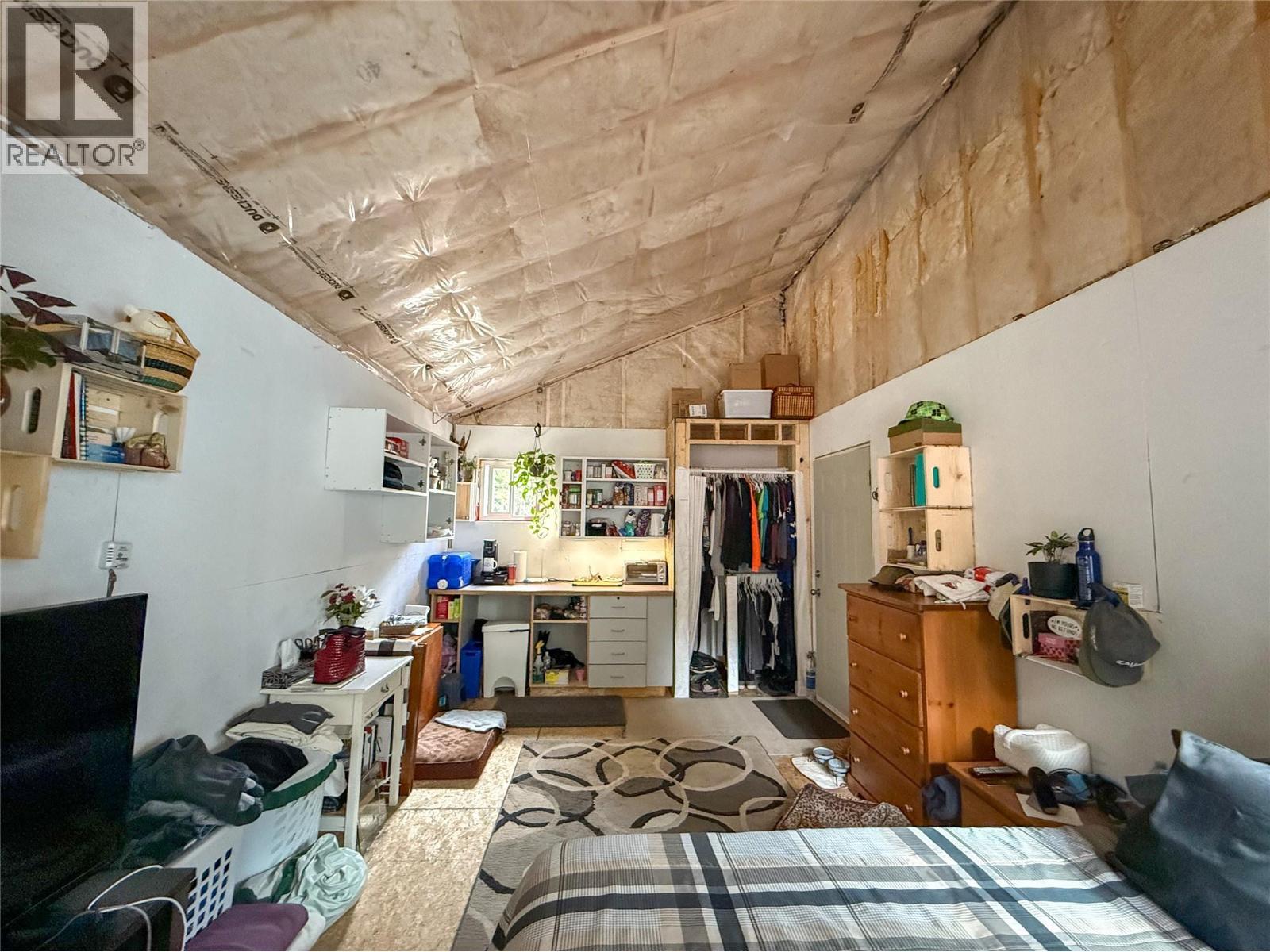 3945 Saunders Road, Passmore, BC