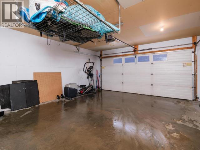 21 Iron Horse Drive, Whitehorse, YT - Indoor Photo Showing Garage